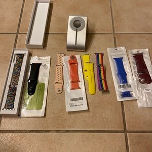 COPY - Iwatch bands and charging stand
